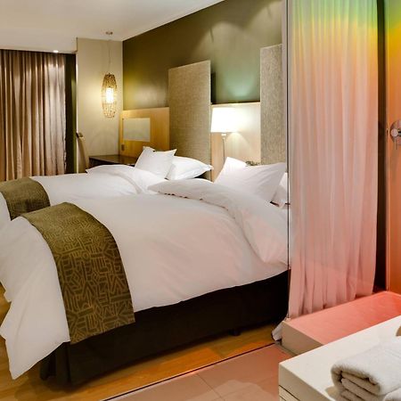 Protea Hotel By Marriott Bloemfontein Willow Lake Exterior foto