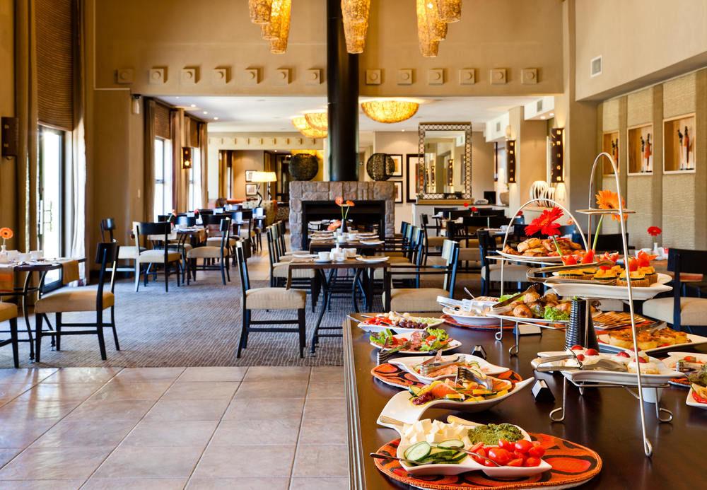 Protea Hotel By Marriott Bloemfontein Willow Lake Exterior foto